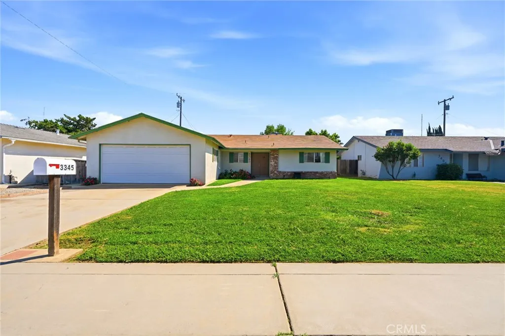 3345 W Laurel Ave, Visalia, CA 93277 photo 4