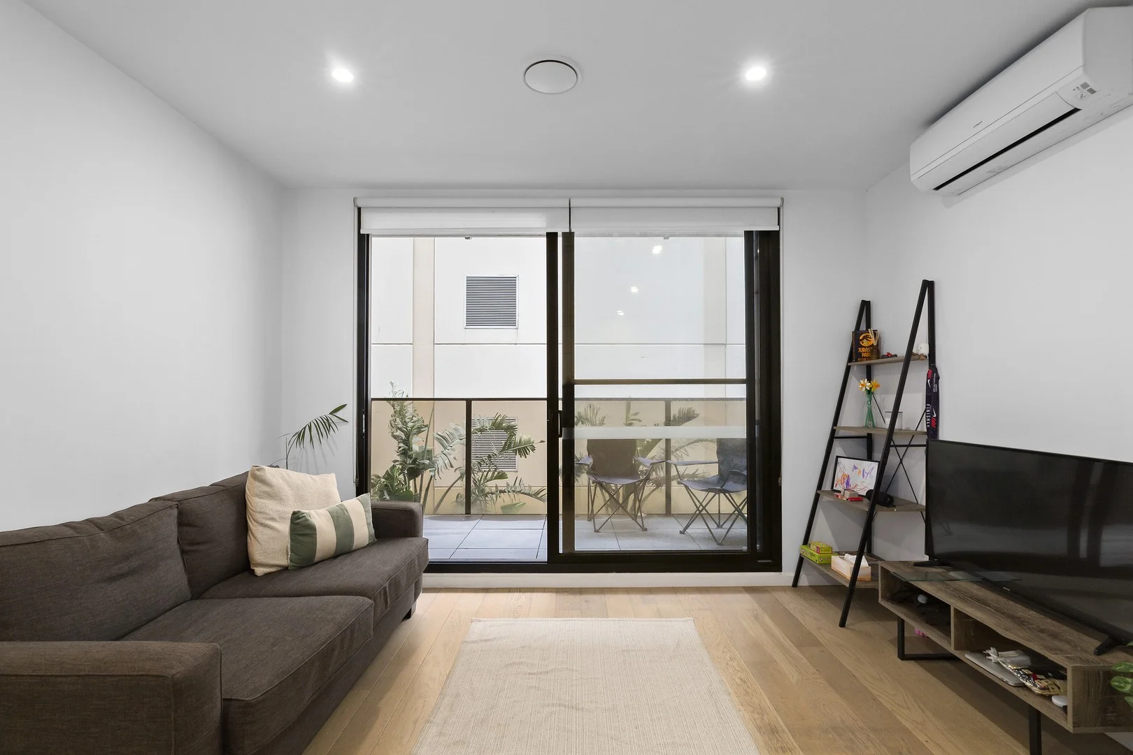 205/18 Grey Street, St Kilda VIC 3182