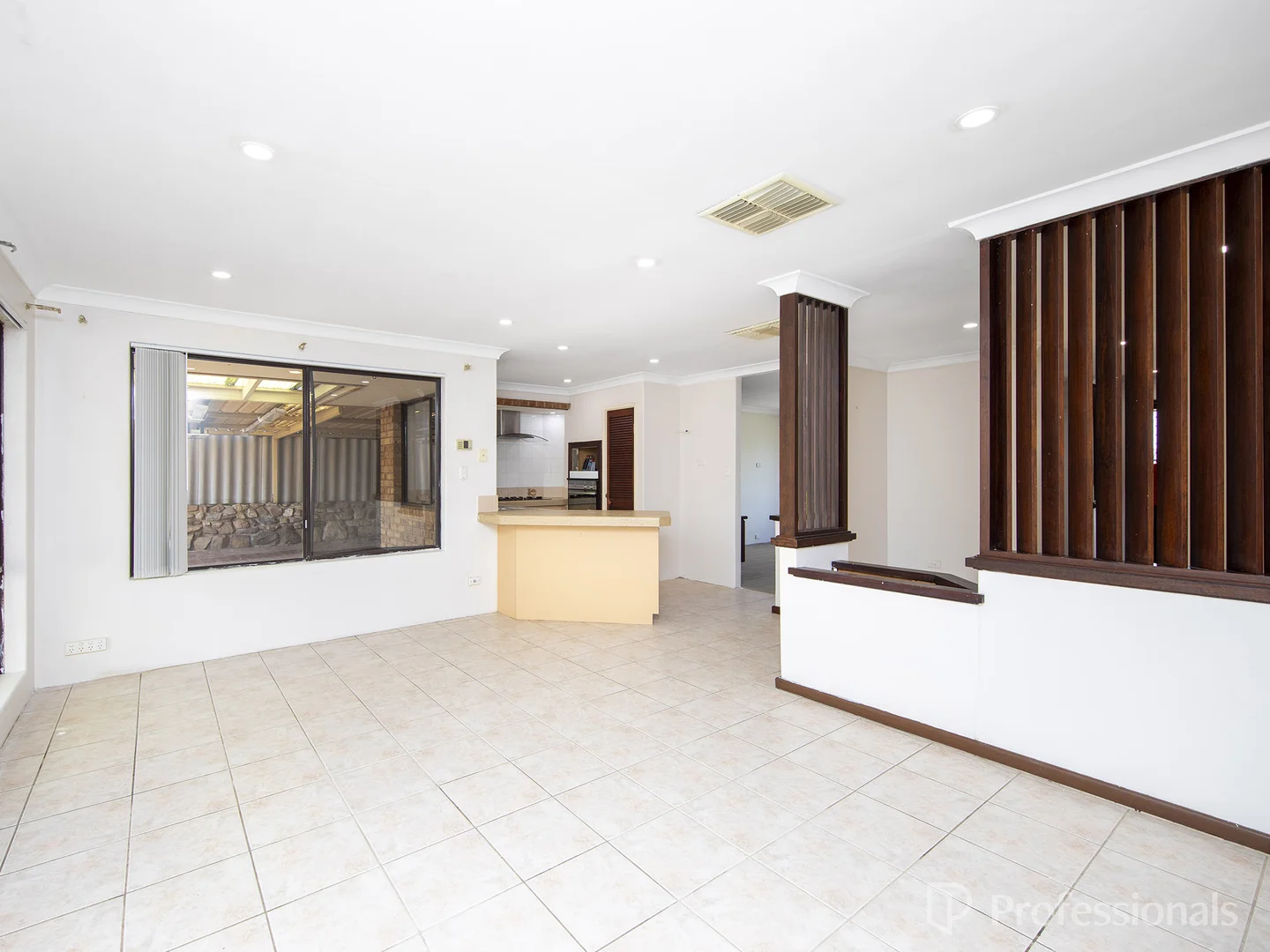 Additional image 11 of 19 Bresnaham Place, Marangaroo WA 6064