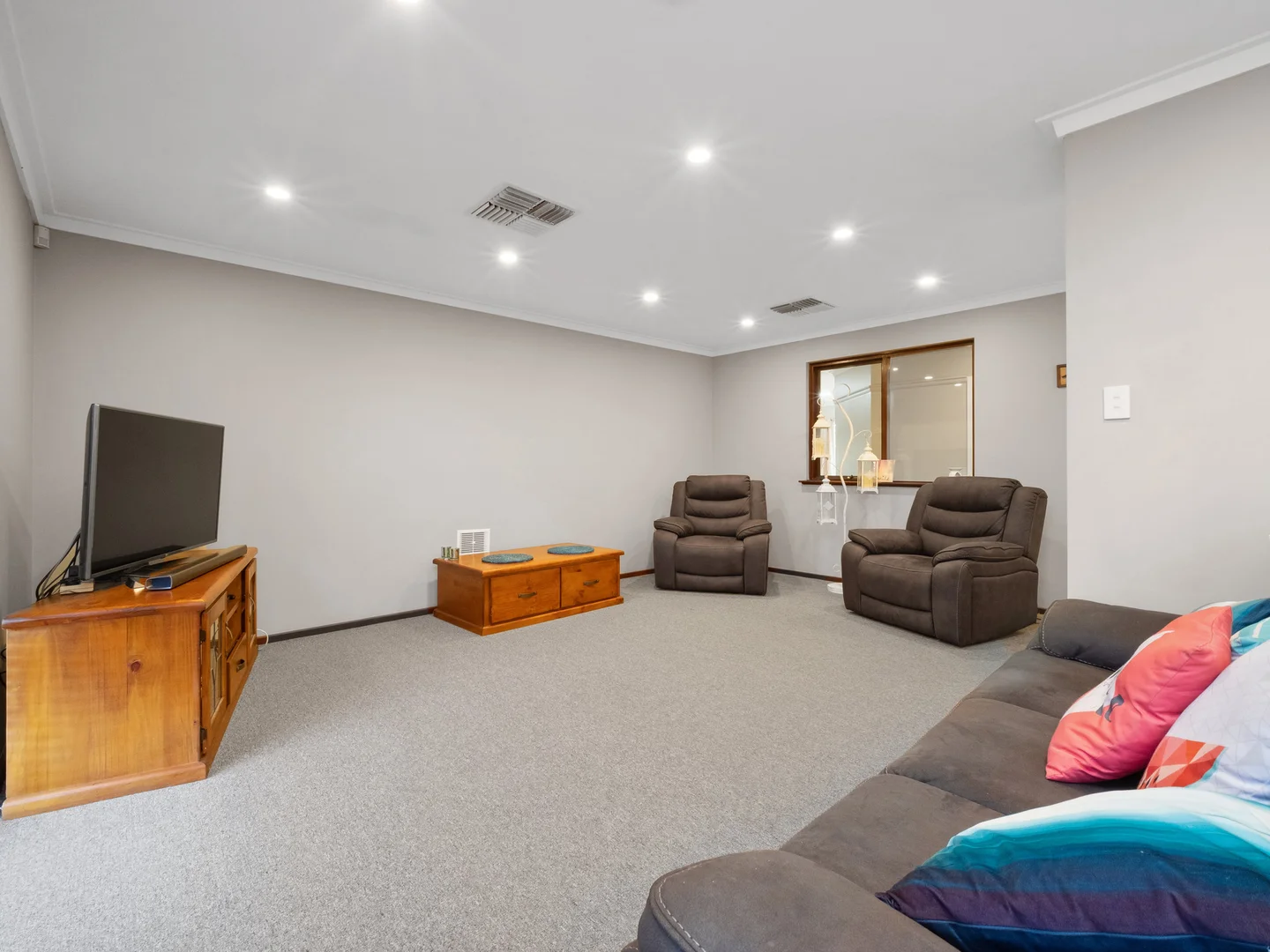 Additional image 3 of 9 Caley Road, Padbury WA 6025
