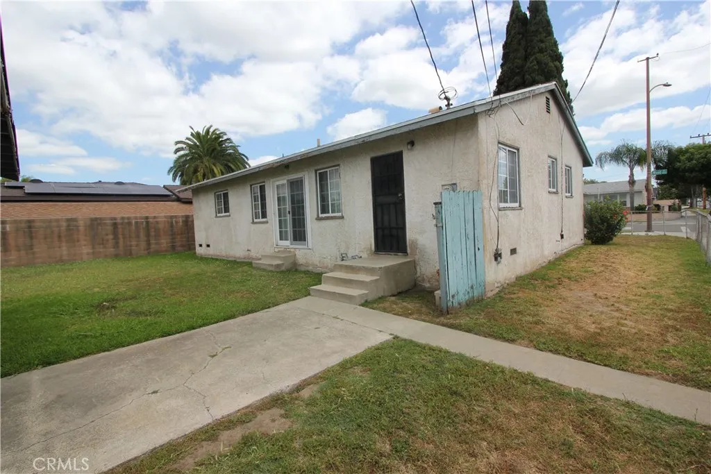 Additional image 45 of 538 Wood St, Santa Ana, CA 92703