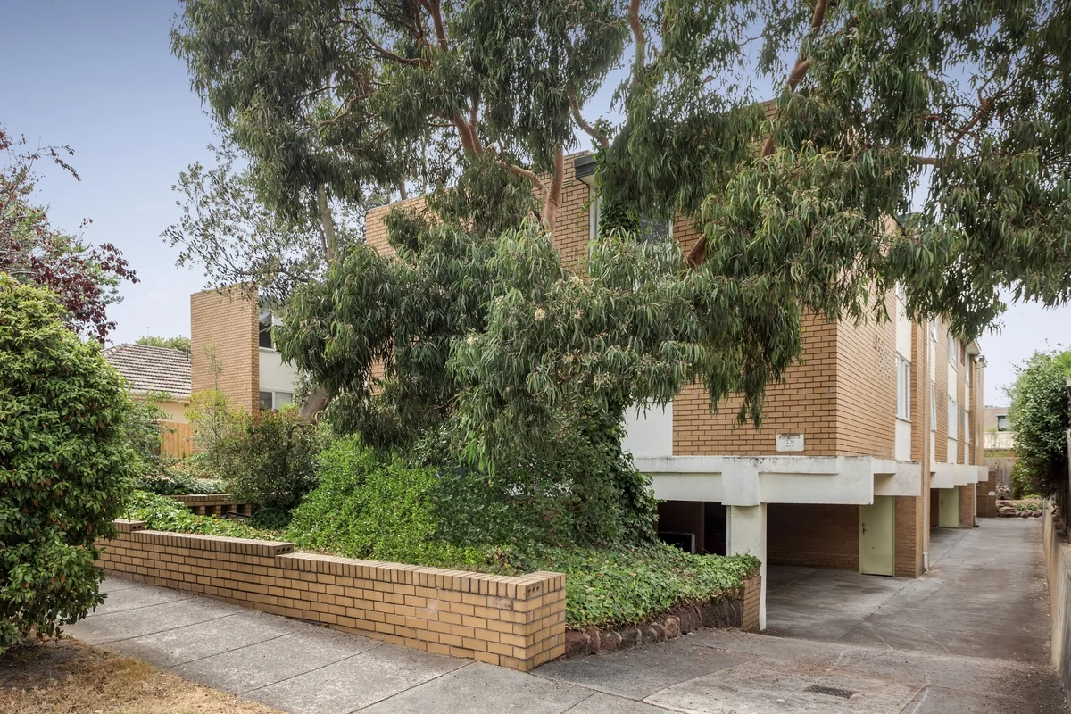 Additional image 11 of 1/10 Khartoum Street, Caulfield North VIC 3161
