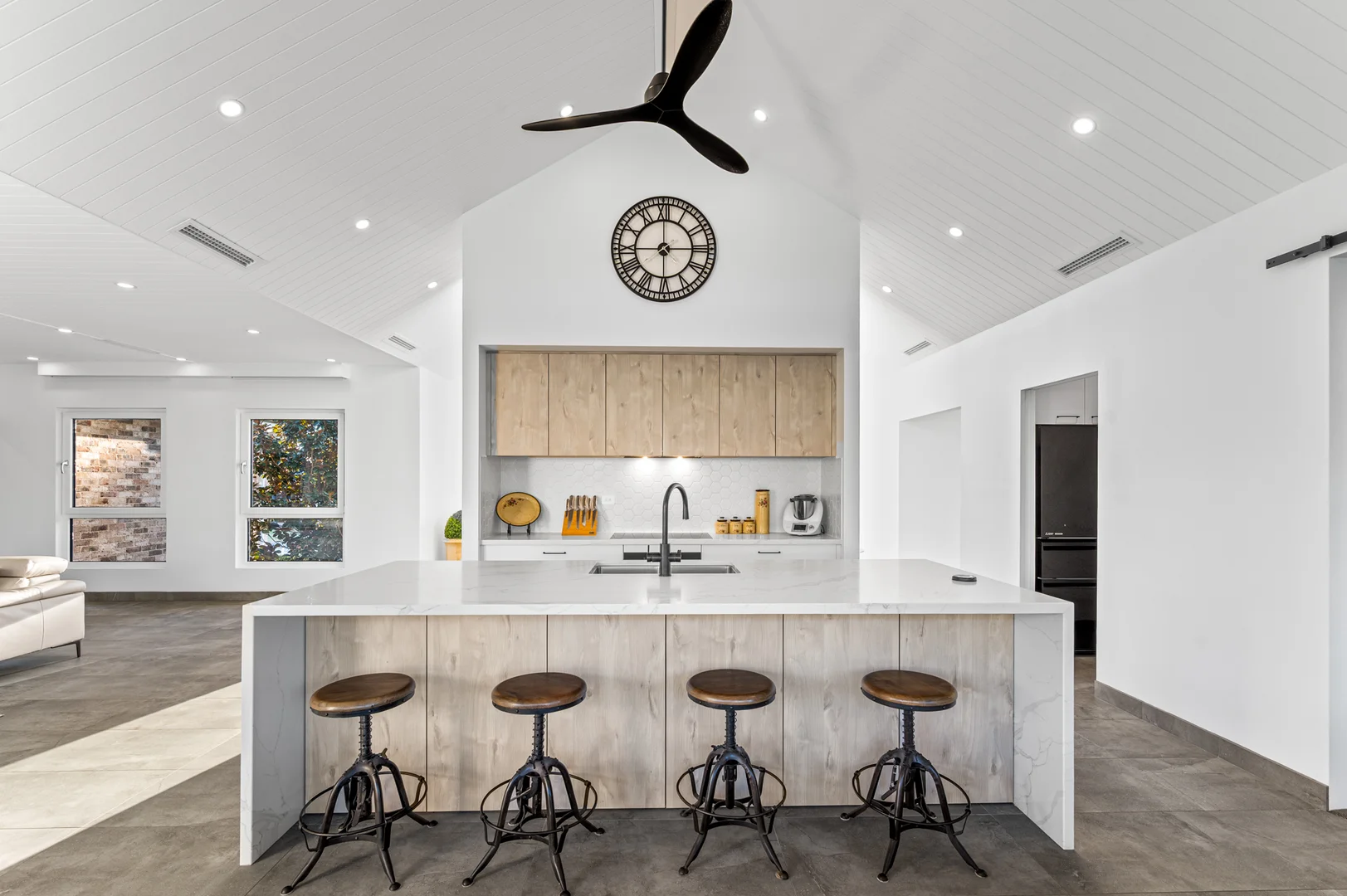 Additional image 9 of 3 Stimpson Crescent, Grasmere NSW 2570