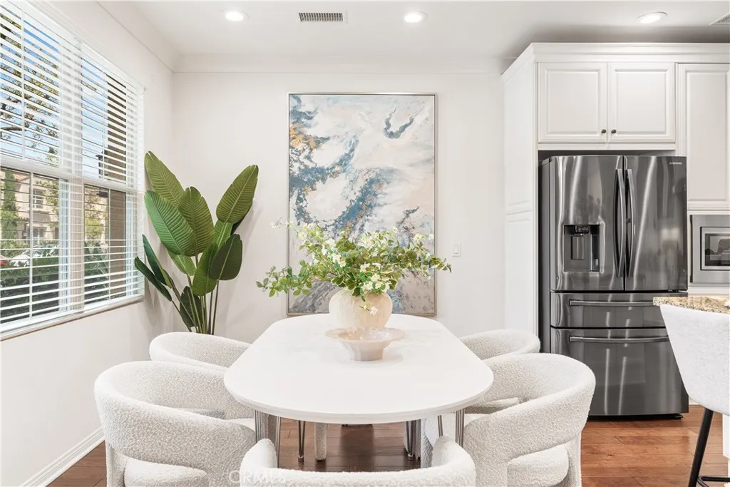 Additional image 11 of 204 Kempton, Irvine, CA 92620