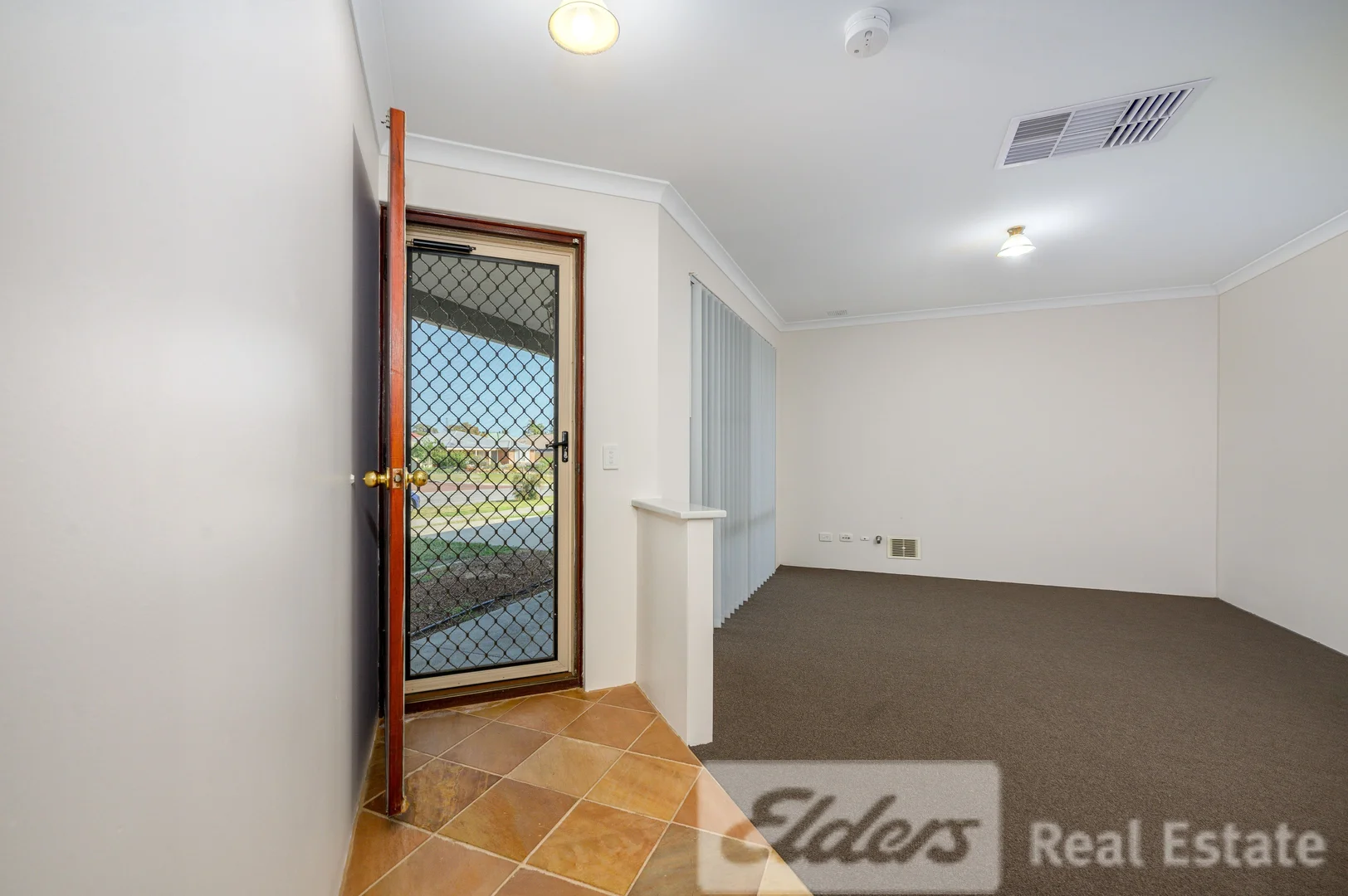 Additional image 2 of 202 Currie Street, Warnbro WA 6169