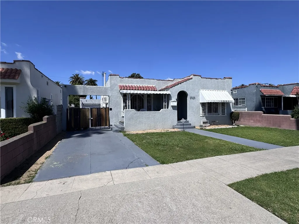 Additional image 2 of 2929 Buckingham Rd, Los Angeles, CA 90016