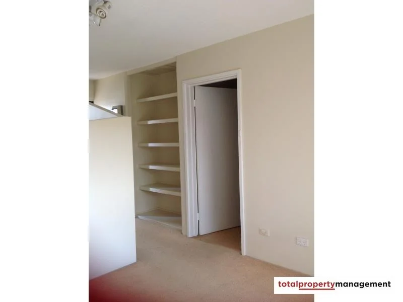 Additional image 4 of 2/58 Bennelong Crescent, Macquarie ACT 2614