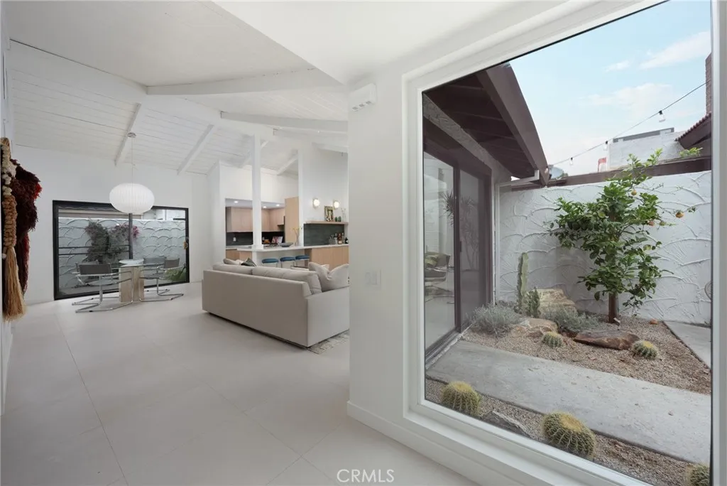 Additional image 37 of 2255 Miramonte W Unit D, Palm Springs, CA 92264