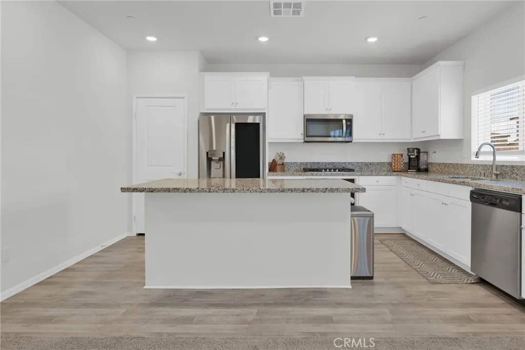 Additional image 74 of 13028 Sierra Madre Court, Victorville, CA 92394
