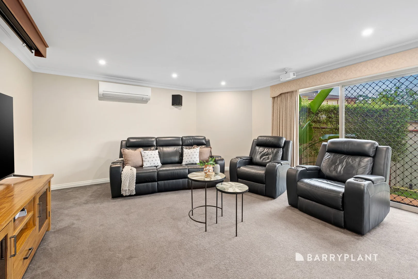 Additional image 11 of 8 Merton Place, Mill Park VIC 3082