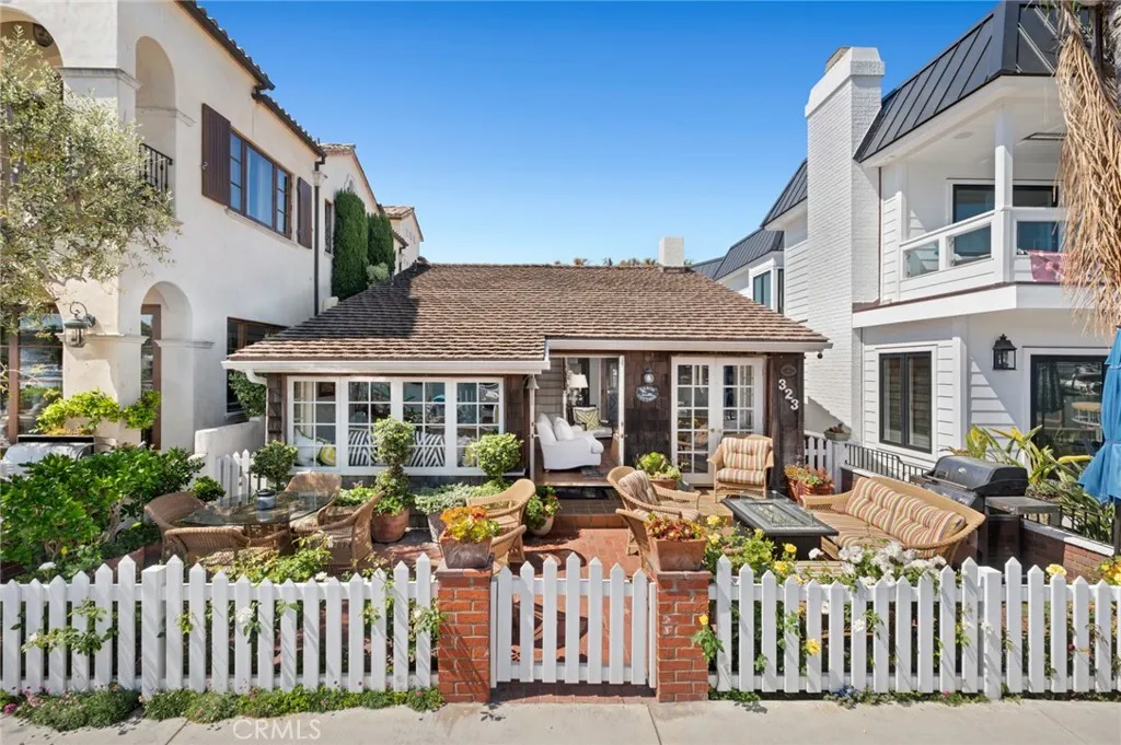 323 E Bay Front, Newport Beach, CA 92662 photo 4