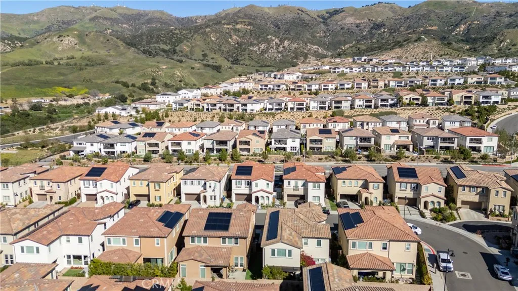 Additional image 106 of 20742 Pine Cone Circle, Porter Ranch, CA 91326