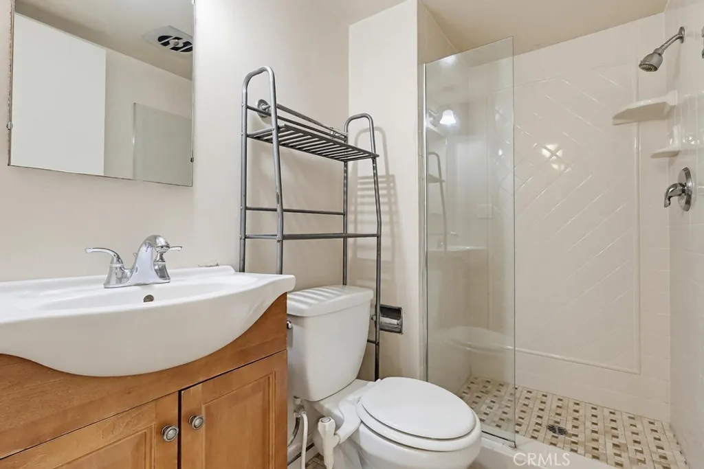 Additional image 33 of 3531 Julian Avenue, Long Beach, CA 90808