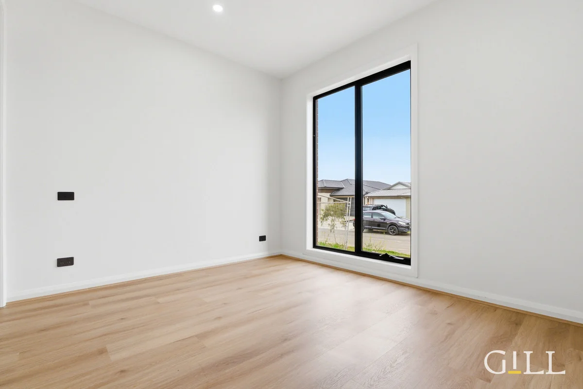Additional image 2 of 8 Rhodes Way, Clyde North VIC 3978