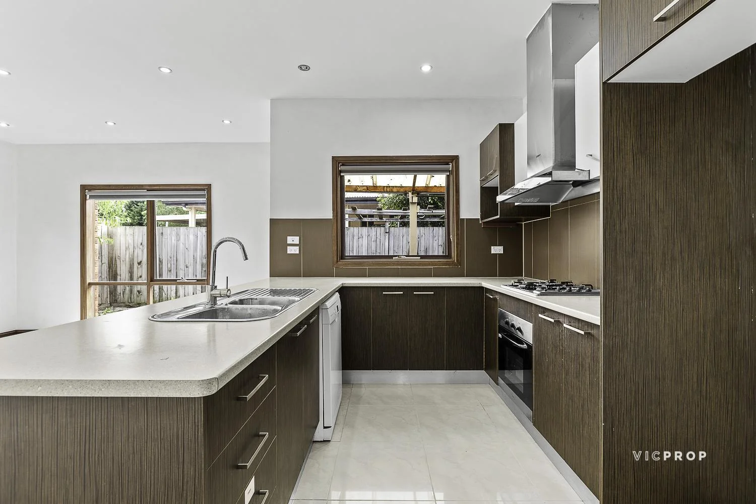 Additional image 5 of 2/96 Heyington Avenue, Thomastown VIC 3074