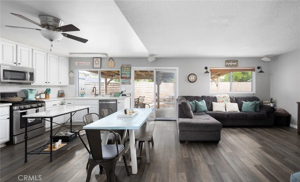 Additional image 32 of 21515 Alaminos Dr, Saugus, CA 91350