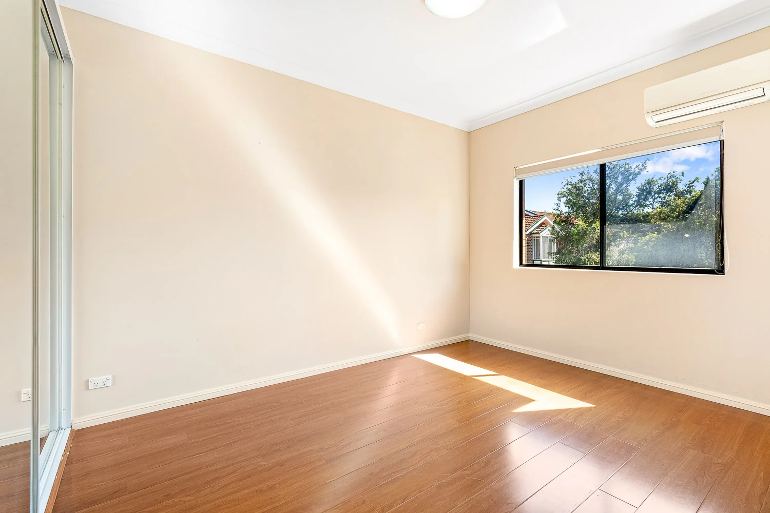 Additional image 4 of 6/22 Paris Street, Carlton NSW 2218