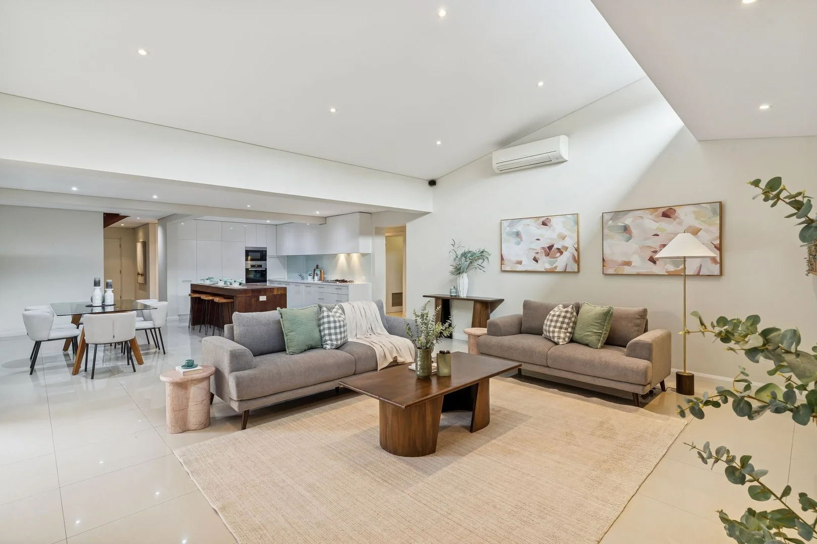 6 Greenock Avenue, Como WA 6152