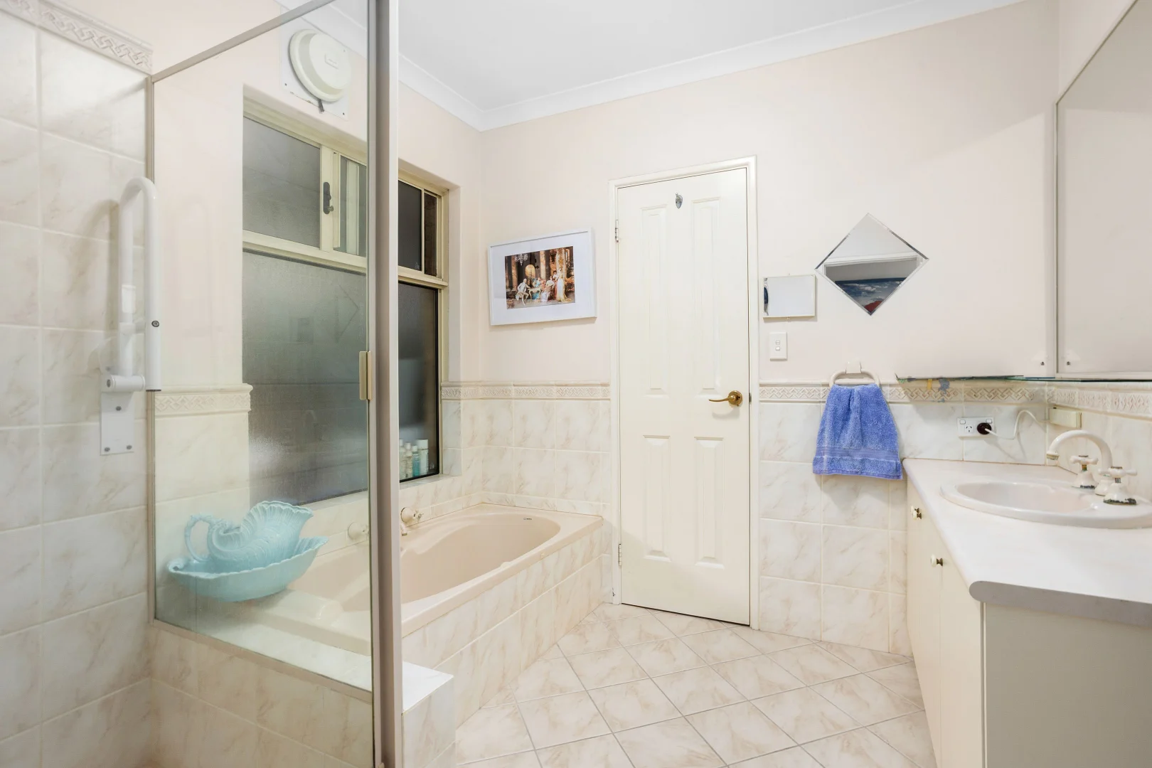 Additional image 22 of 32 Duchart Way, Coogee WA 6166