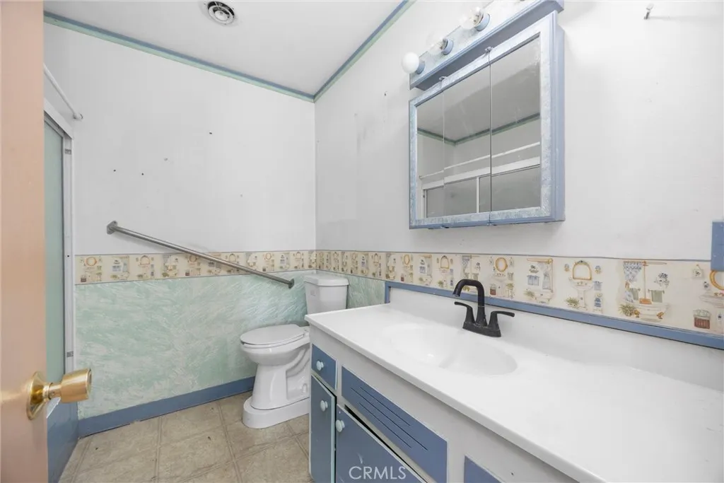 Additional image 16 of 205 Suzanne Lane, Taft, CA 93268