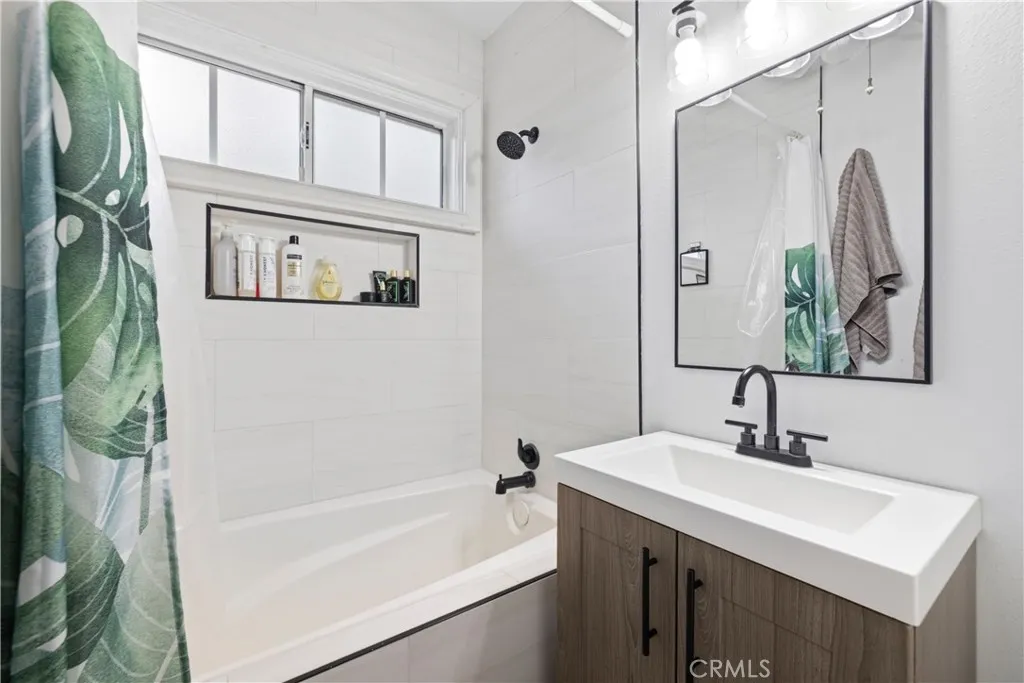 Additional image 37 of 25048 Wheeler Rd, Newhall, CA 91321