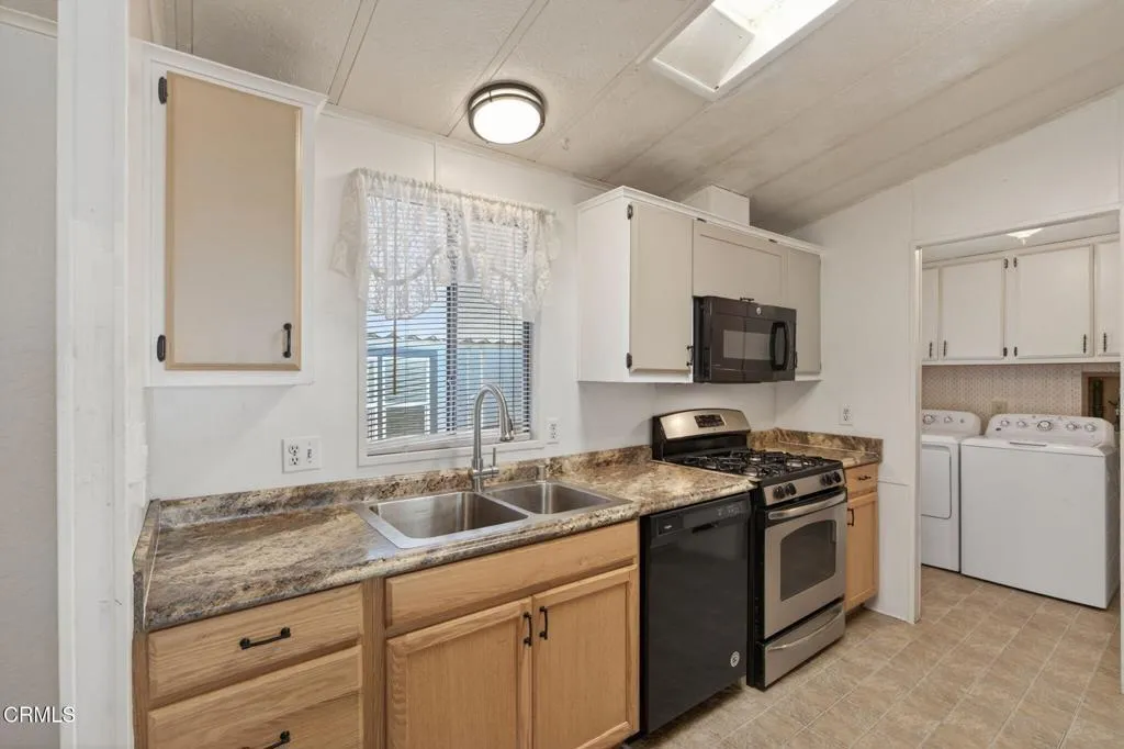 Additional image 11 of 372 Hadley Drive Unit -, Ventura, CA 93003