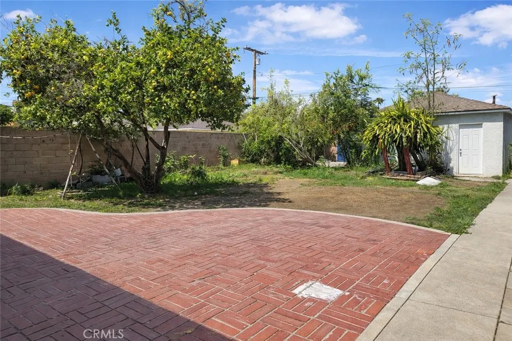 Additional image 3 of 1637 E Poppy Street, Long Beach, CA 90805