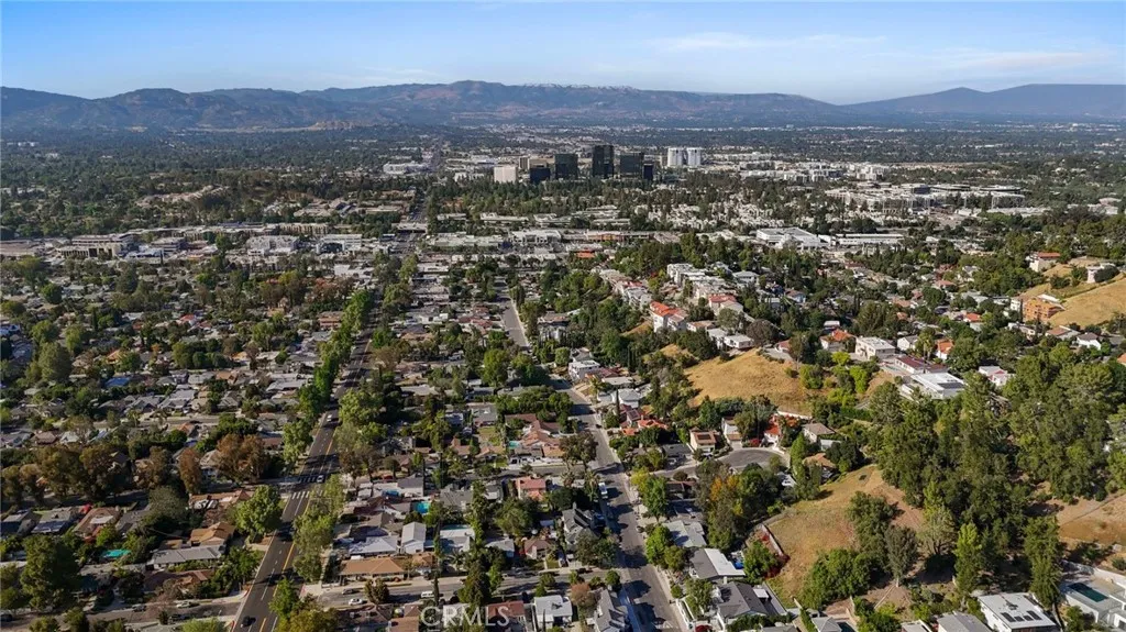 Additional image 93 of 5141 Don Pio Drive, Woodland Hills, CA 91364