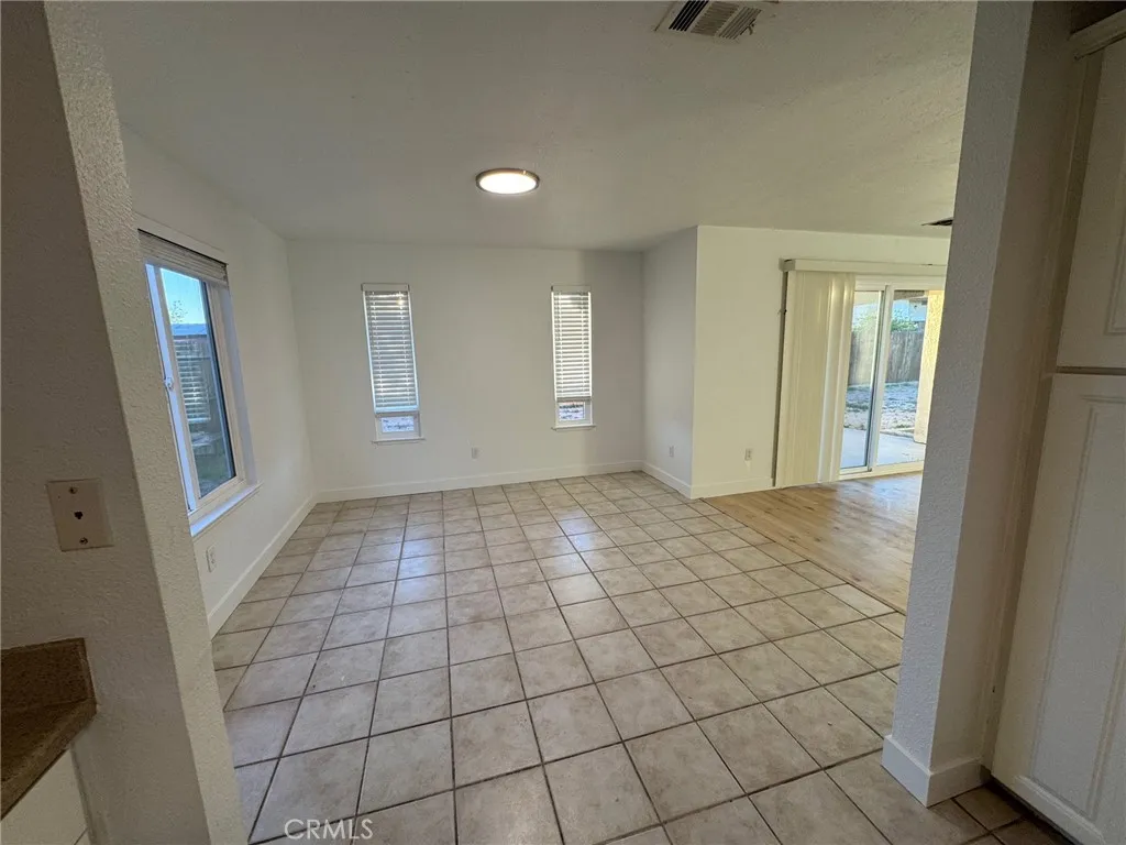 Additional image 132 of 10333 Tamarisk Avenue, Hesperia, CA 92345