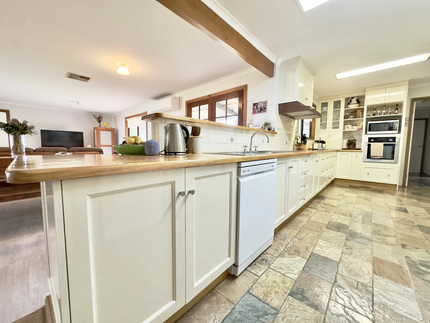 Additional image 10 of 1200 Frances Road, Bordertown SA 5268