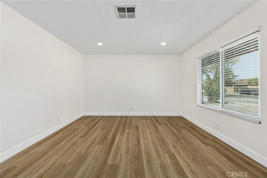 Additional image 62 of 579 W Mayberry Avenue, Hemet, CA 92543