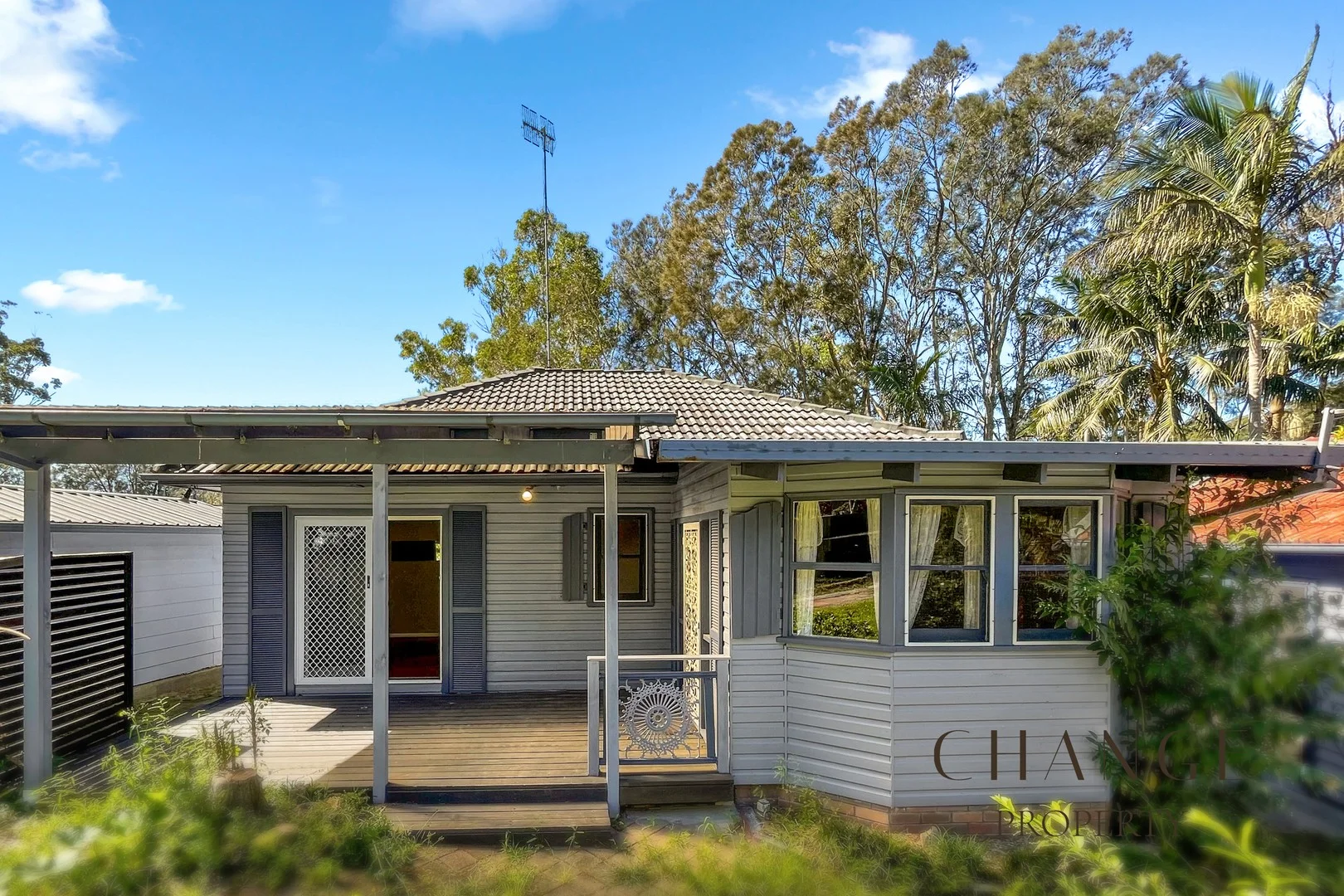 221 The Round Drive, Avoca Beach NSW 2251