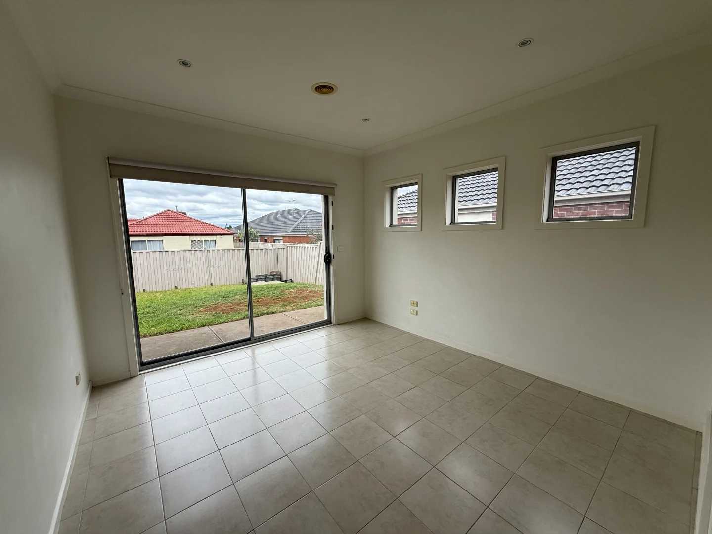 Additional image 8 of 5 Oakview Parade, Caroline Springs VIC 3023