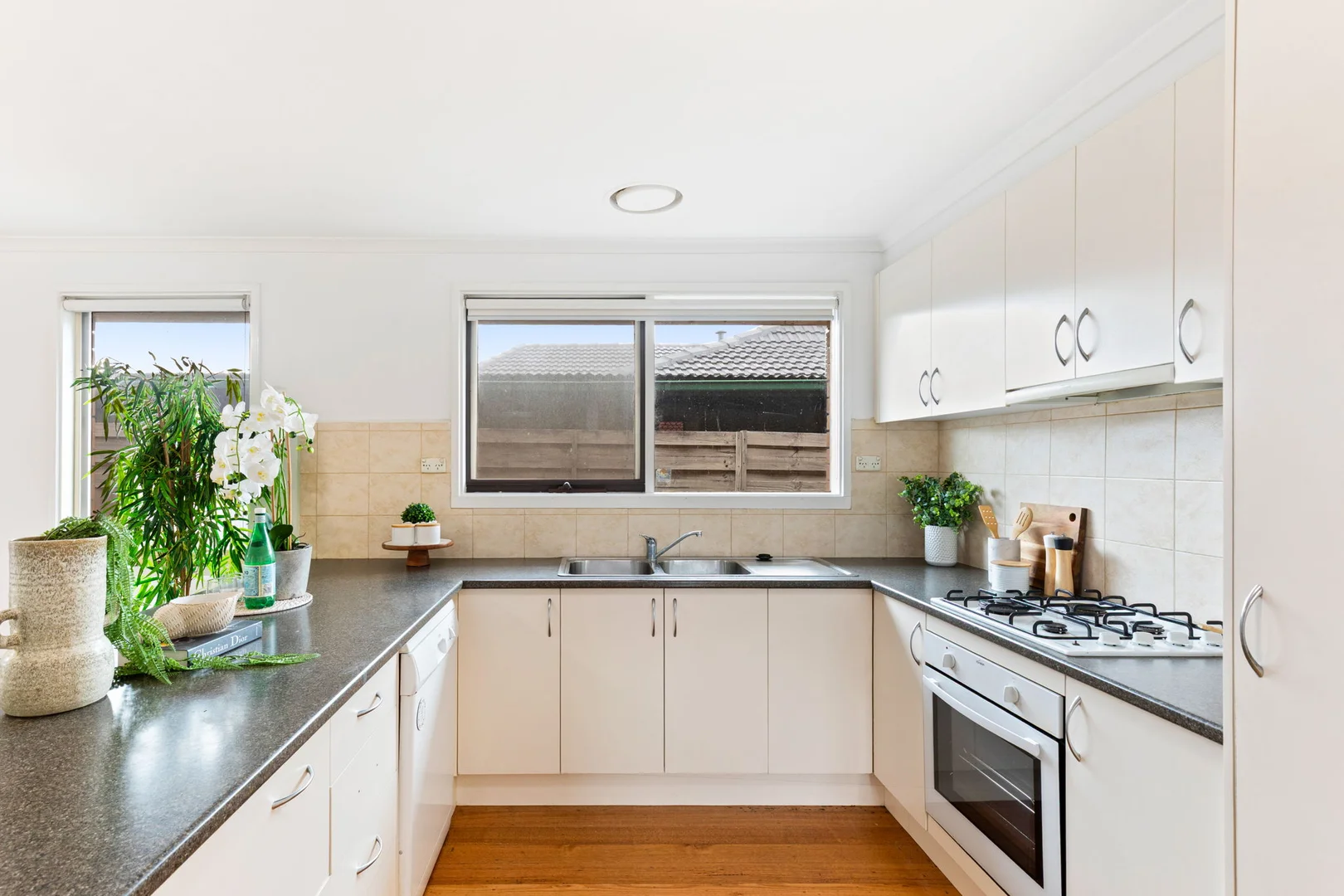 13 Rosewall Place, Clarinda VIC 3169 photo 5