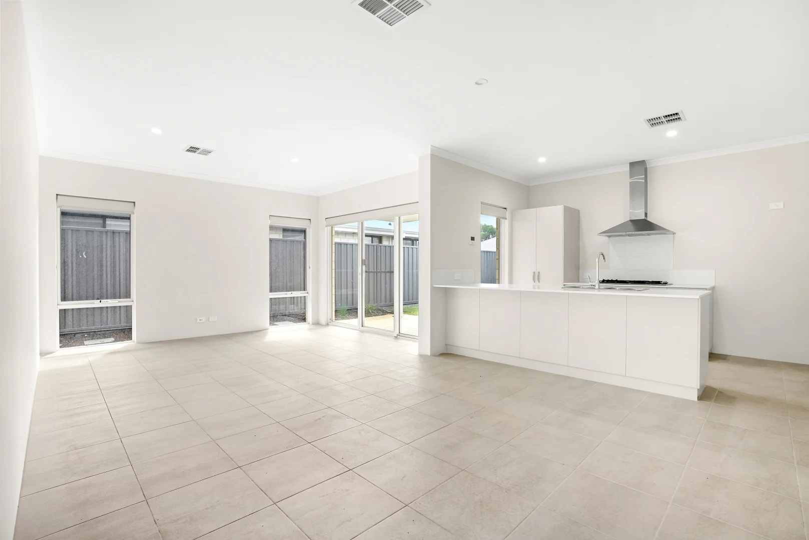 9 Bennetts Way, Baldivis WA 6171 photo 5