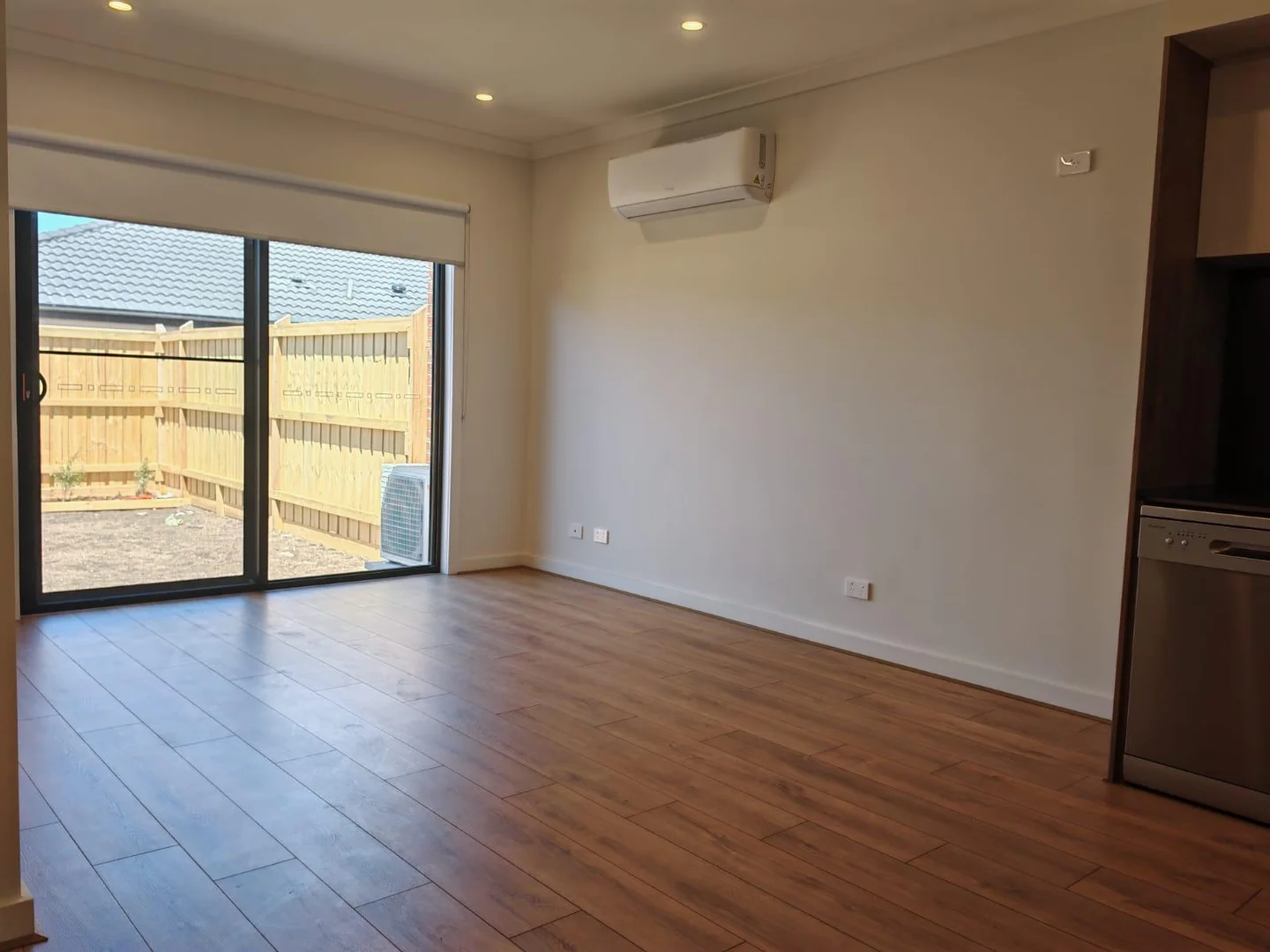Additional image 3 of 33 Tolkien Drive, Mambourin VIC 3024