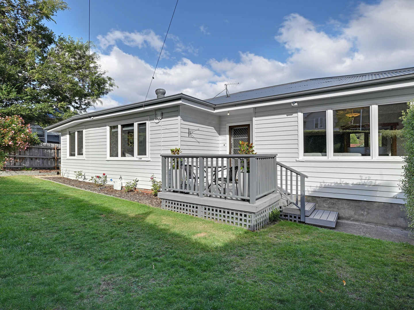 Additional image 2 of 1/130 Gordons Hill Road, Lindisfarne TAS 7015