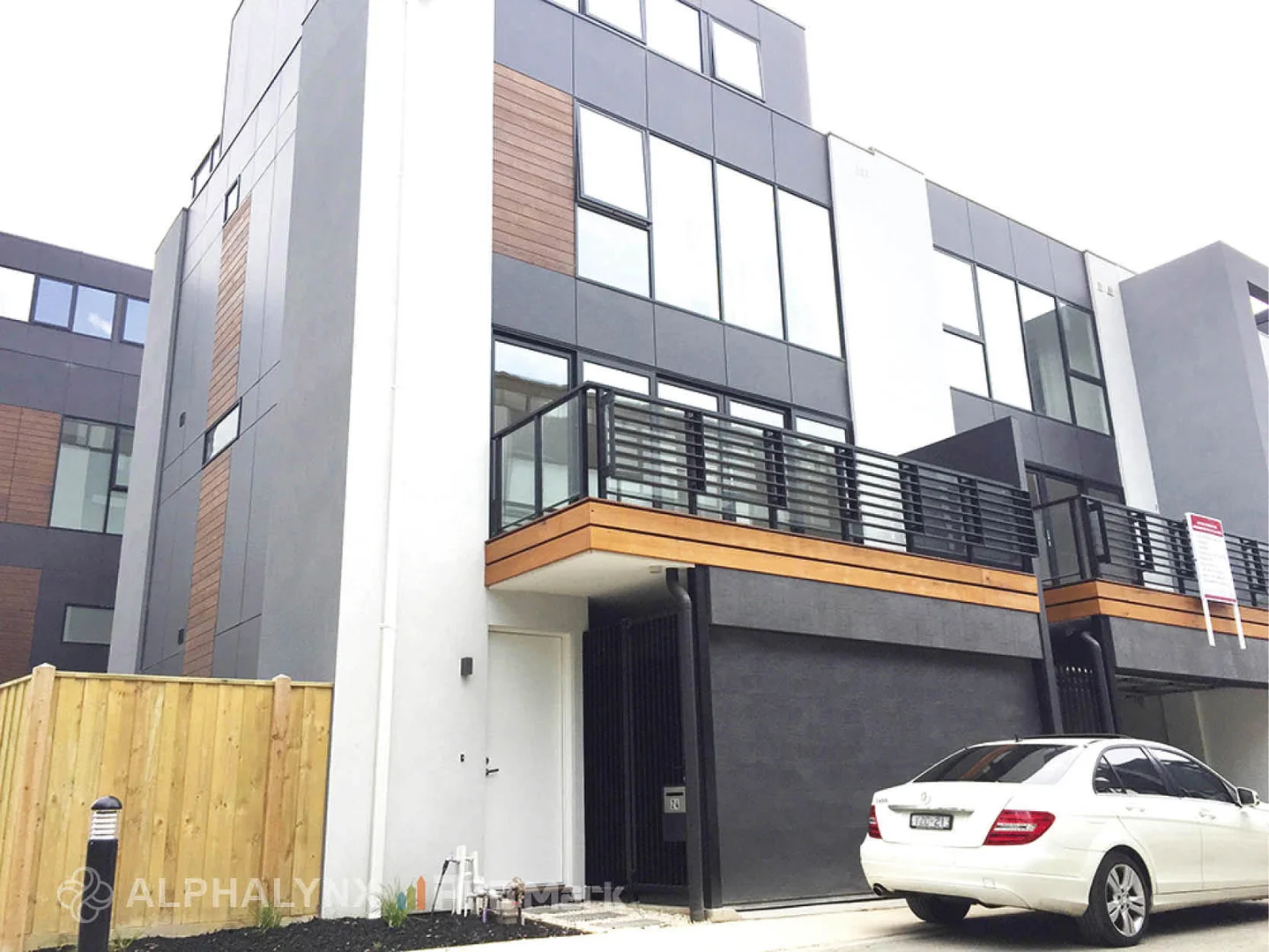 Additional image 2 of 24 Sunlight Rd, Port Melbourne VIC 3207