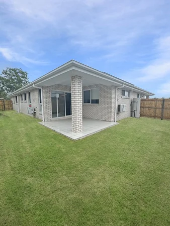 Additional image 11 of 1/28 Darling Circuit, Plainland QLD 4341