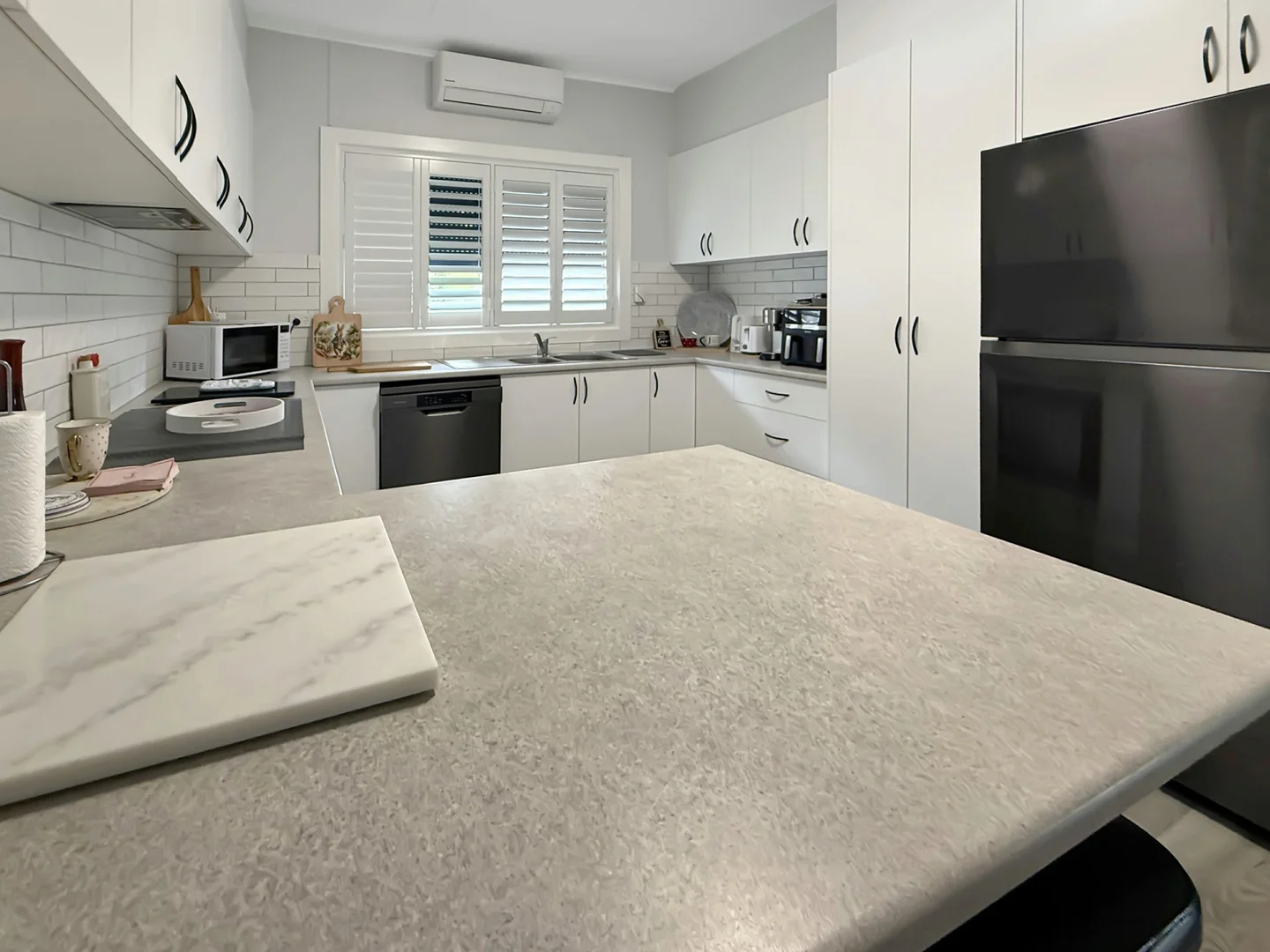 Additional image 3 of 98 Edwards Street, Young NSW 2594