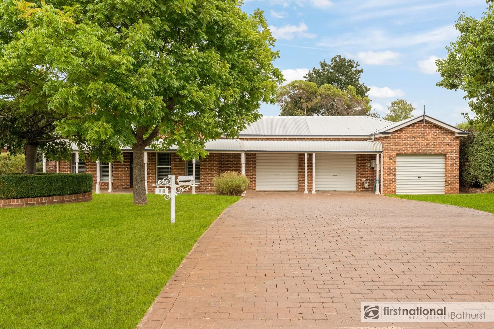 10 Trinity Drive, Kelso NSW 2795