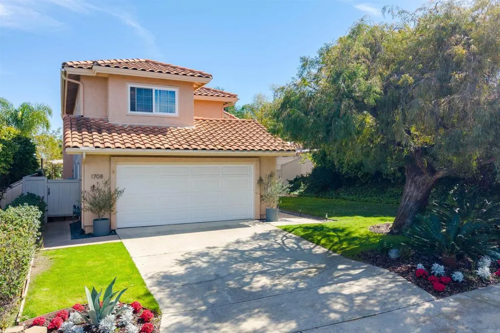 1708 Countryside Drive, Vista, CA 92081
