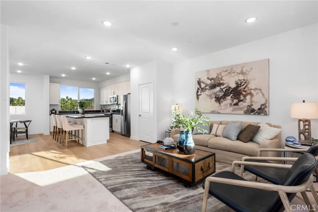 Additional image 11 of 1102 Santo Antonio Drive, Colton, CA 92324