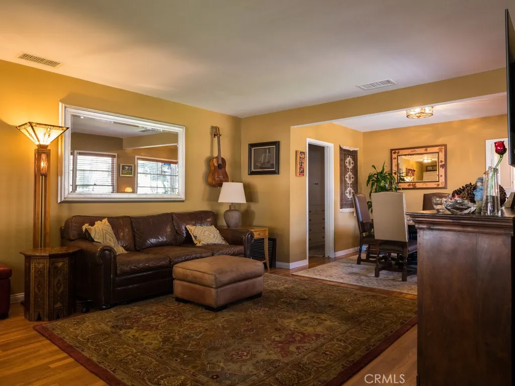 Additional image 7 of 3012 Margaret Dr, Pasadena, CA 91107
