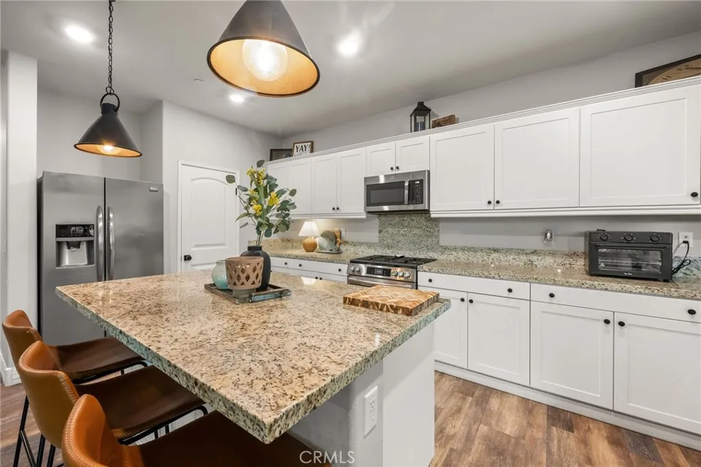 Additional image 77 of 4975 Oak Moss Ave, Fontana, CA 92336