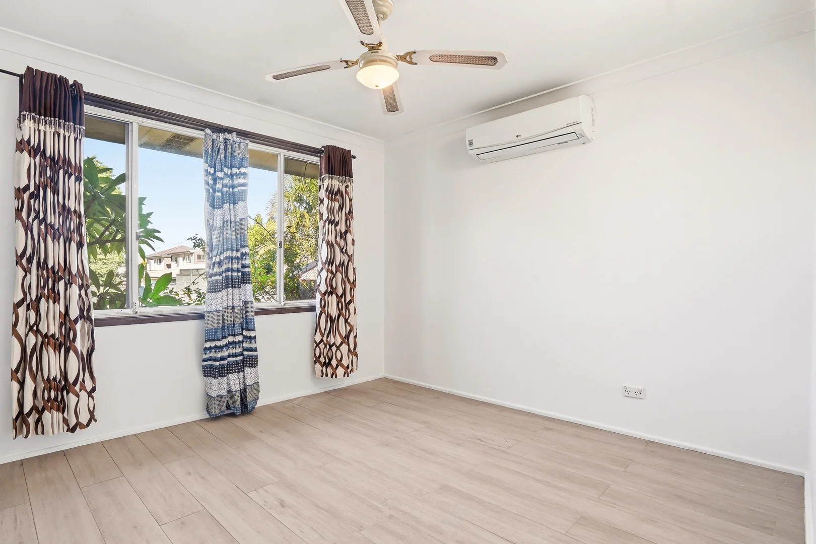 Additional image 4 of 52a Frederick Street, Pendle Hill NSW 2145