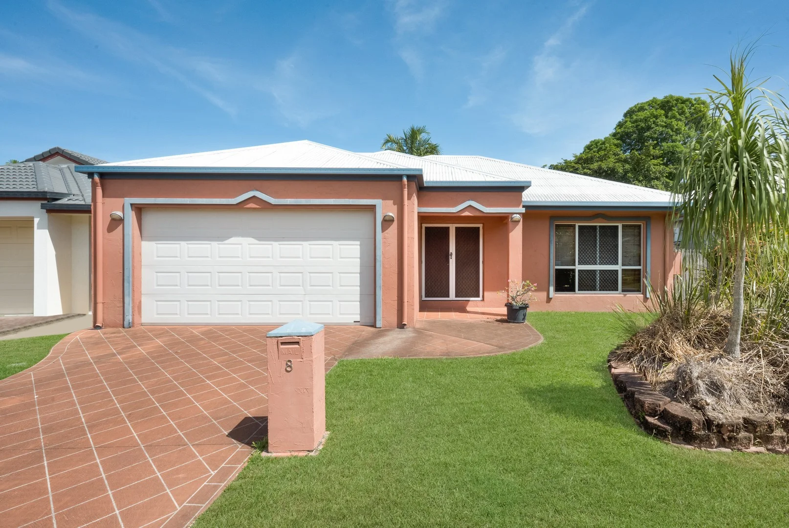 8 Ashburton Place, Douglas QLD 4814