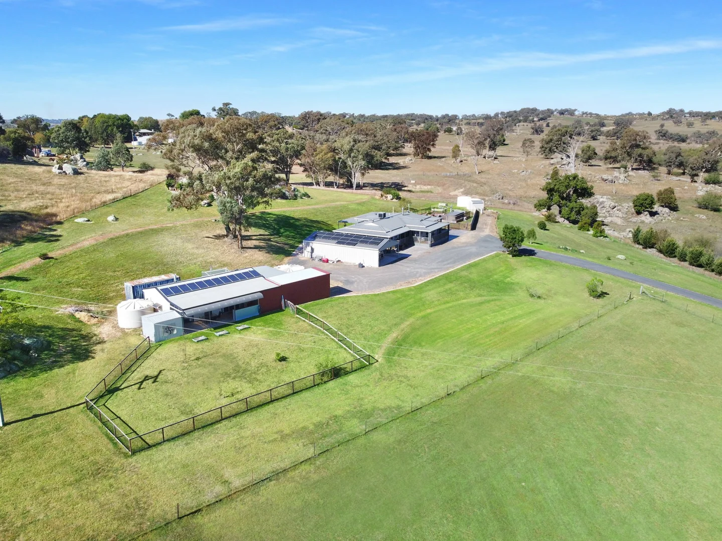470 Chillingworks Rd, Young NSW 2594 photo 3
