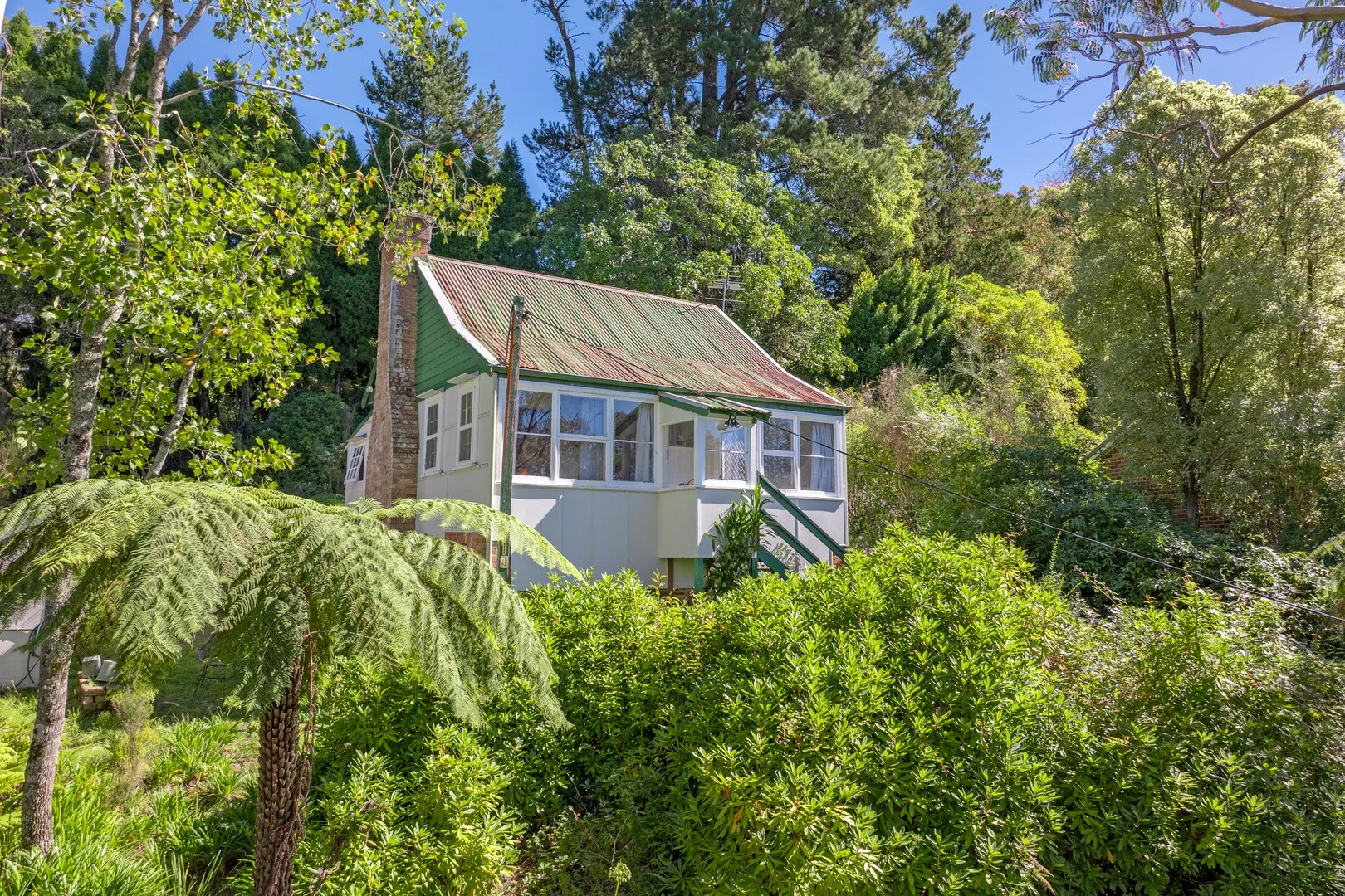 17-19 St Georges Road, Leura NSW 2780