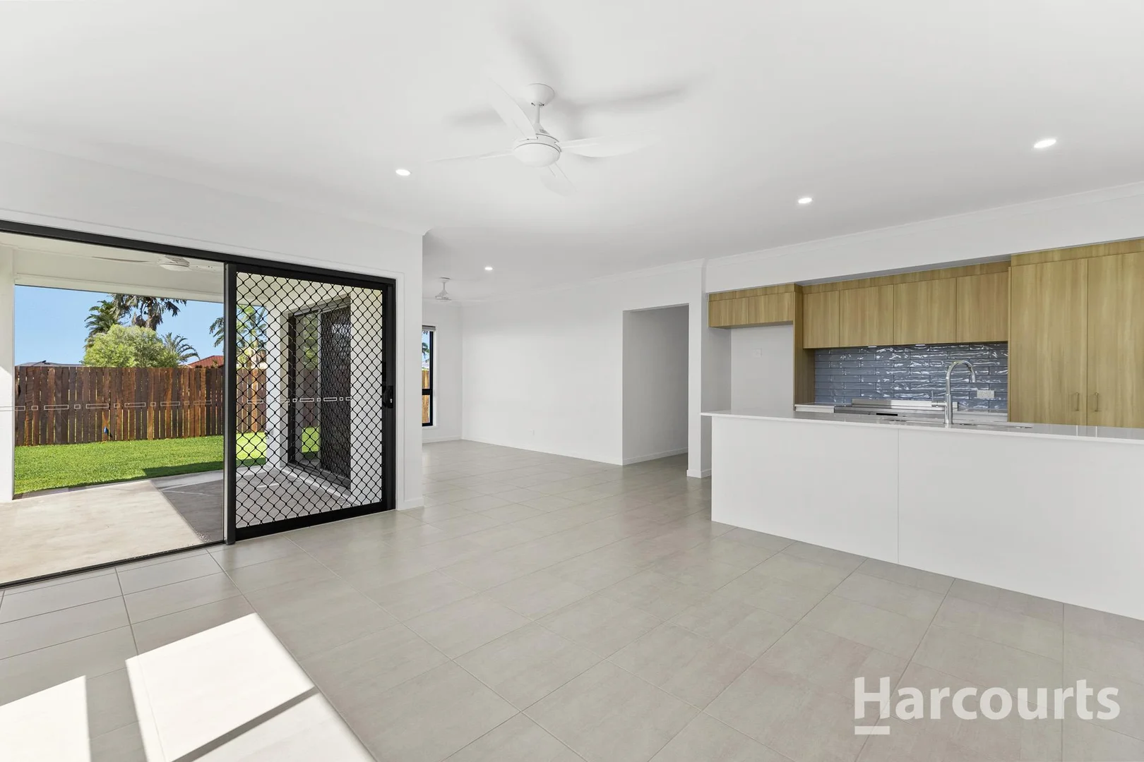 Additional image 4 of 4 Golf View Drive, Coral Cove QLD 4670